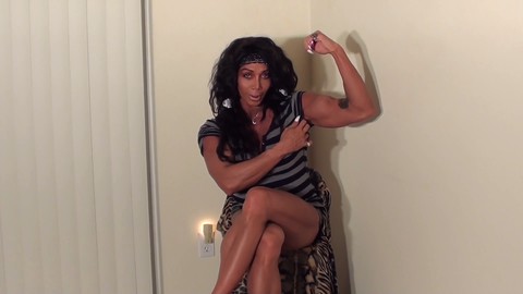 Female Bicep Peak